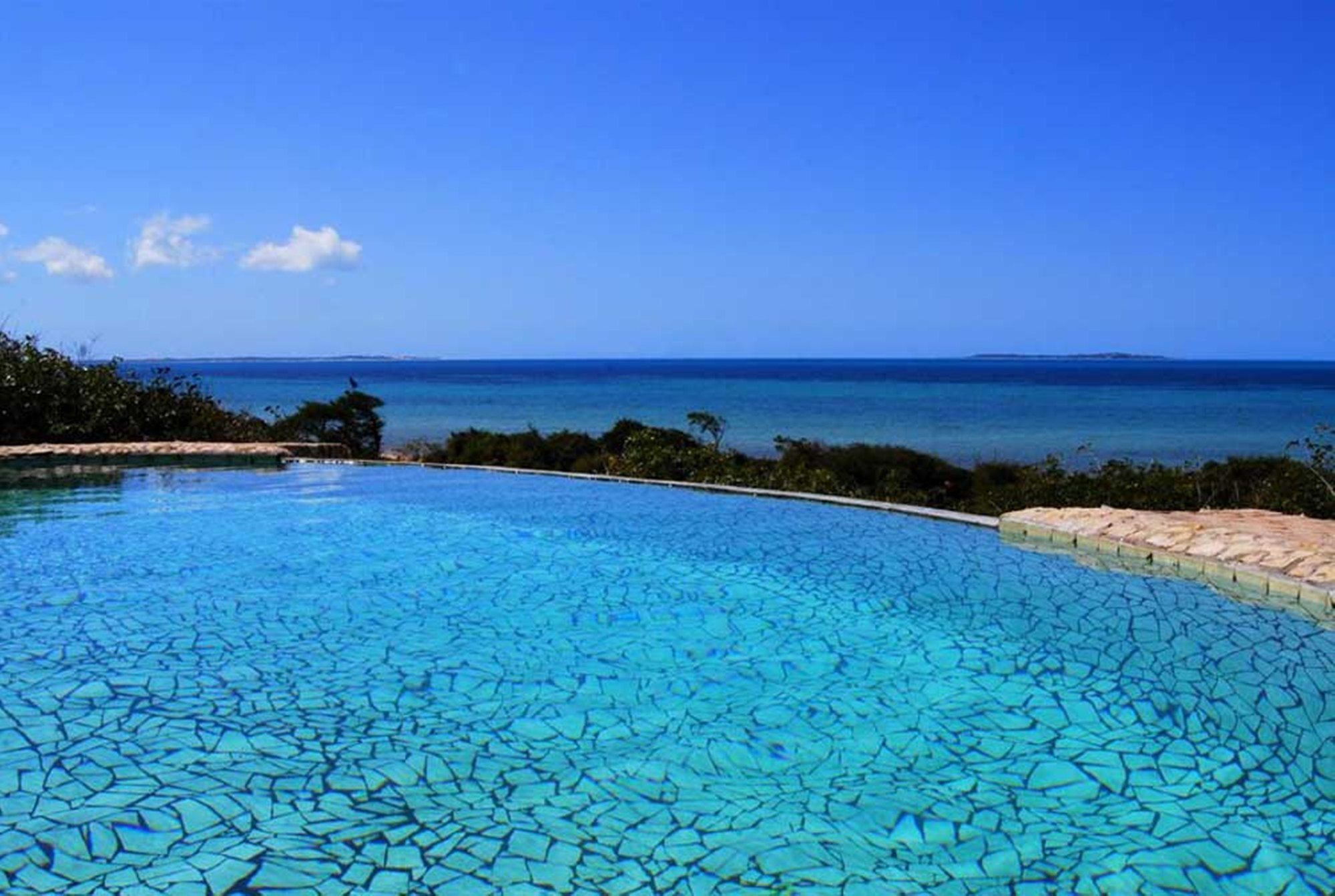 Golden Sands Apartments By Sol Resorts Виланкулос Экстерьер фото